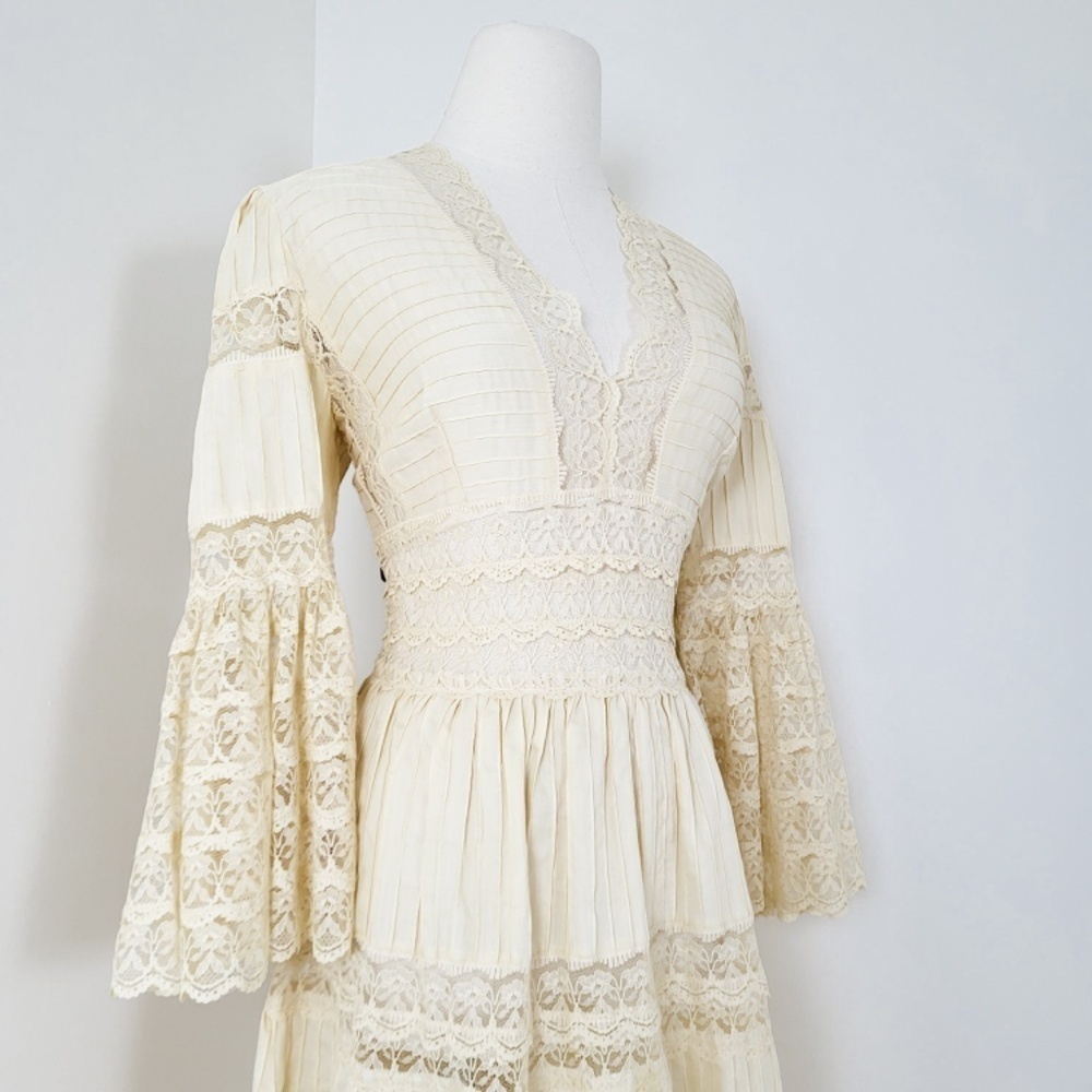 1970's Mexican Wedding Dress Cream Midi Long Sleeve Lace Pleats V-neck Tiered - Picture 4 of 16